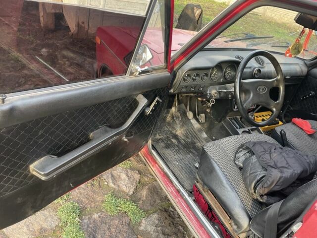 Красный ВАЗ 2106, объемом двигателя 1.6 л и пробегом 74 тыс. км за 1500 $, фото 5 на Automoto.ua