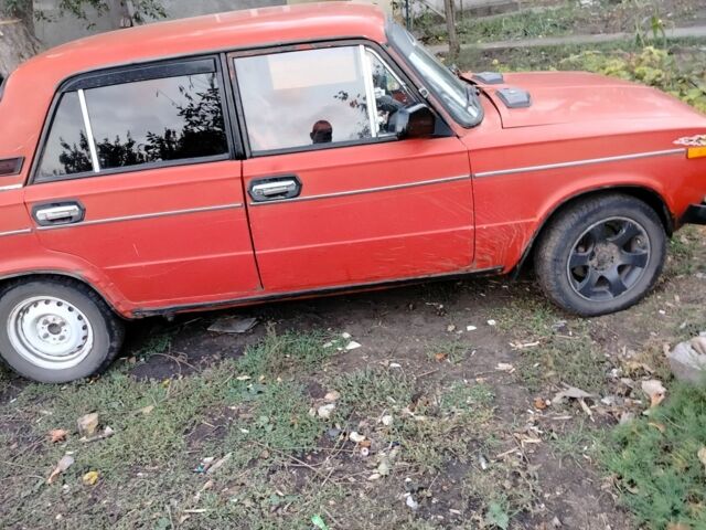 Красный ВАЗ 2106, объемом двигателя 1 л и пробегом 243 тыс. км за 728 $, фото 6 на Automoto.ua