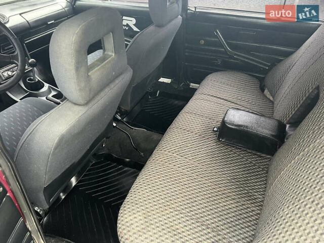 Красный ВАЗ 2106, объемом двигателя 1.5 л и пробегом 97 тыс. км за 1650 $, фото 6 на Automoto.ua