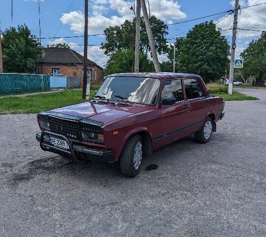 Красный ВАЗ 2106, объемом двигателя 1.5 л и пробегом 344 тыс. км за 1057 $, фото 5 на Automoto.ua