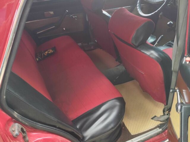 Красный ВАЗ 2106, объемом двигателя 1.7 л и пробегом 200 тыс. км за 2000 $, фото 5 на Automoto.ua