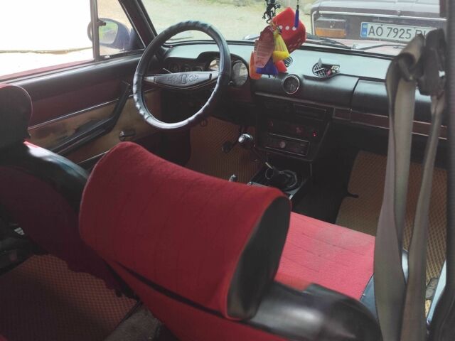 Красный ВАЗ 2106, объемом двигателя 1.7 л и пробегом 200 тыс. км за 2000 $, фото 6 на Automoto.ua