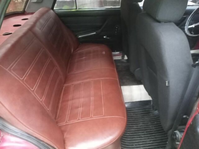 Красный ВАЗ 2106, объемом двигателя 1.6 л и пробегом 1000 тыс. км за 662 $, фото 5 на Automoto.ua