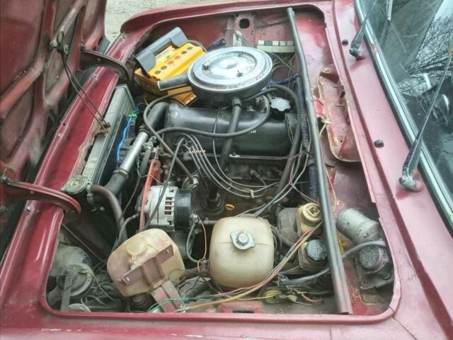 Красный ВАЗ 2106, объемом двигателя 1.6 л и пробегом 1000 тыс. км за 662 $, фото 2 на Automoto.ua