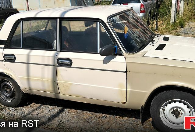 ВАЗ 2106 1985 у Дніпро (Дніпропетровську) на Automoto.ua ВАЗ 2106, об'ємом двигуна 1.5 л та пробігом 0 тис. км за 600 $, фото 2 на Automoto.ua