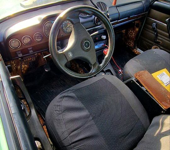 ВАЗ 2106, объемом двигателя 1.3 л и пробегом 300 тыс. км за 400 $, фото 1 на Automoto.ua