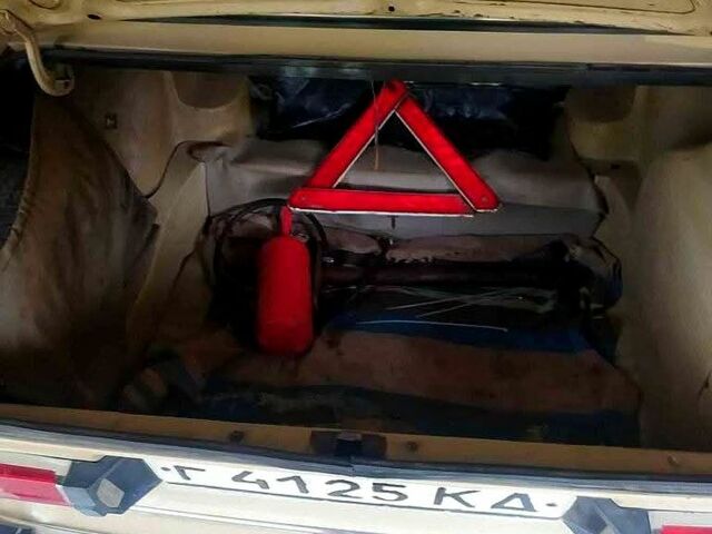 ВАЗ 2106, объемом двигателя 1.3 л и пробегом 100 тыс. км за 1000 $, фото 5 на Automoto.ua