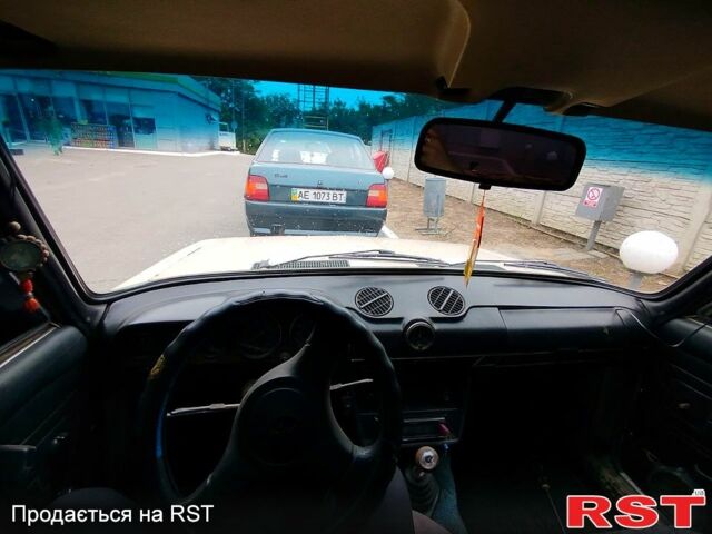 ВАЗ 2106 1987 в Днепре (Днепропетровске) на Automoto.ua ВАЗ 2106, объемом двигателя 1.5 л и пробегом 80 тыс. км за 500 $, фото 7 на Automoto.ua