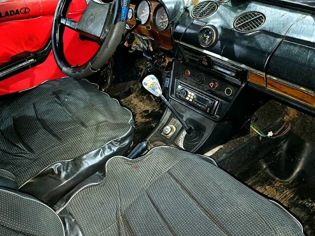 ВАЗ 2106, объемом двигателя 1.5 л и пробегом 0 тыс. км за 350 $, фото 2 на Automoto.ua