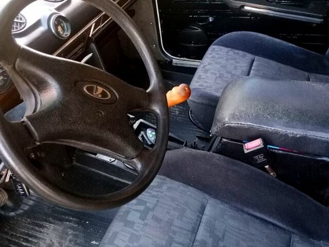 ВАЗ 2106 1990 в Коростышеве на Automoto.ua ВАЗ 2106, объемом двигателя 1.3 л и пробегом 0 тыс. км за 1500 $, фото 7 на Automoto.ua