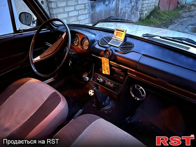 ВАЗ 2106, объемом двигателя 1.3 л и пробегом 50 тыс. км за 590 $, фото 5 на Automoto.ua