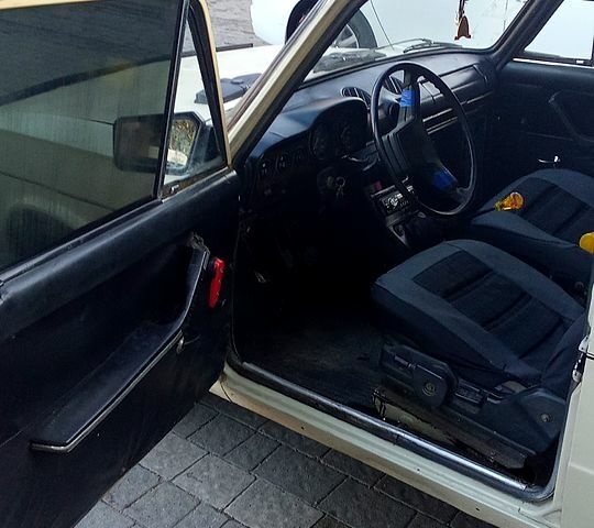 ВАЗ 2106, об'ємом двигуна 1.3 л та пробігом 280 тис. км за 600 $, фото 4 на Automoto.ua