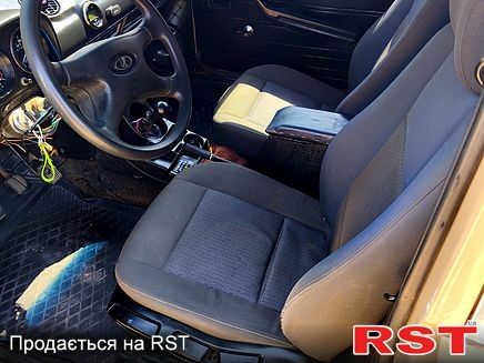 ВАЗ 2106, объемом двигателя 1.6 л и пробегом 200 тыс. км за 840 $, фото 3 на Automoto.ua