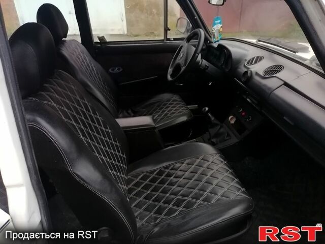 ВАЗ 2106 1999 в Виннице на Automoto.ua ВАЗ 2106, объемом двигателя 1.6 л и пробегом 236 тыс. км за 680 $, фото 5 на Automoto.ua