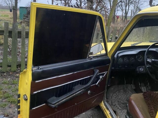 Жовтий ВАЗ 2106, об'ємом двигуна 1.5 л та пробігом 150 тис. км за 900 $, фото 3 на Automoto.ua