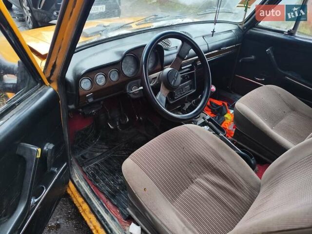 Желтый ВАЗ 2106, объемом двигателя 0 л и пробегом 300 тыс. км за 300 $, фото 1 на Automoto.ua