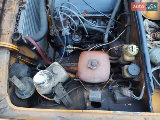 Желтый ВАЗ 2106, объемом двигателя 0 л и пробегом 300 тыс. км за 300 $, фото 5 на Automoto.ua