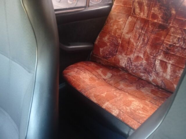 Жовтий ВАЗ 2106, об'ємом двигуна 0 л та пробігом 100 тис. км за 1427 $, фото 7 на Automoto.ua