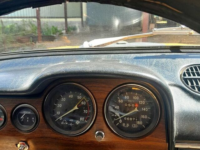 Желтый ВАЗ 2106, объемом двигателя 1.6 л и пробегом 367 тыс. км за 900 $, фото 5 на Automoto.ua