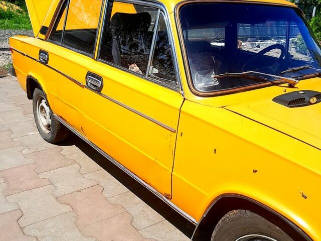 Желтый ВАЗ 2106, объемом двигателя 1.6 л и пробегом 367 тыс. км за 900 $, фото 2 на Automoto.ua