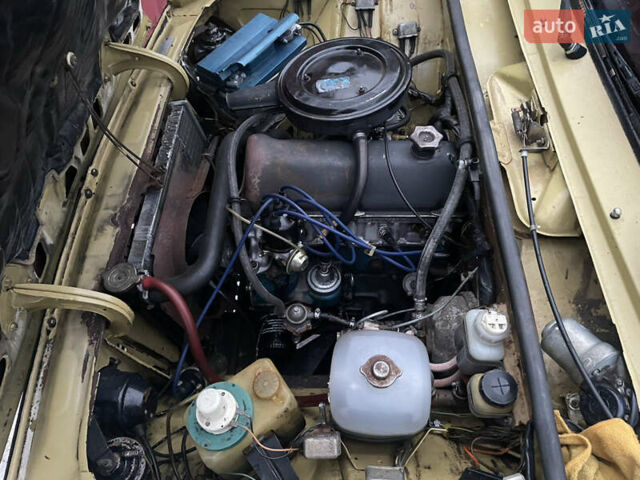 Желтый ВАЗ 2106, объемом двигателя 1.3 л и пробегом 76 тыс. км за 639 $, фото 6 на Automoto.ua