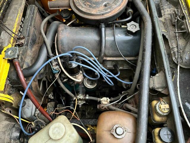 Желтый ВАЗ 2106, объемом двигателя 1.6 л и пробегом 347 тыс. км за 499 $, фото 9 на Automoto.ua