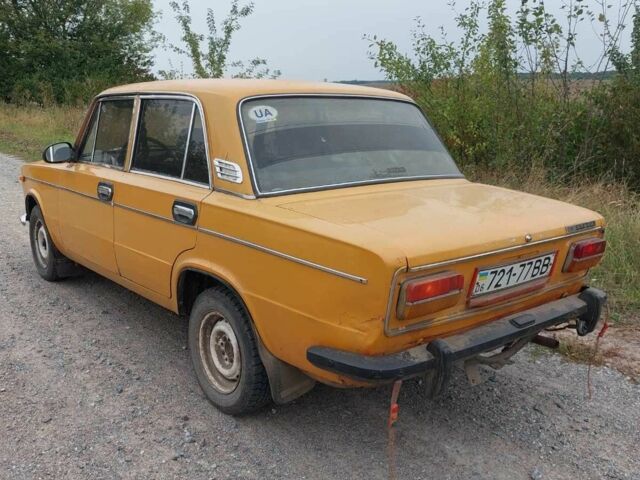 Желтый ВАЗ 2106, объемом двигателя 1.3 л и пробегом 199 тыс. км за 389 $, фото 3 на Automoto.ua