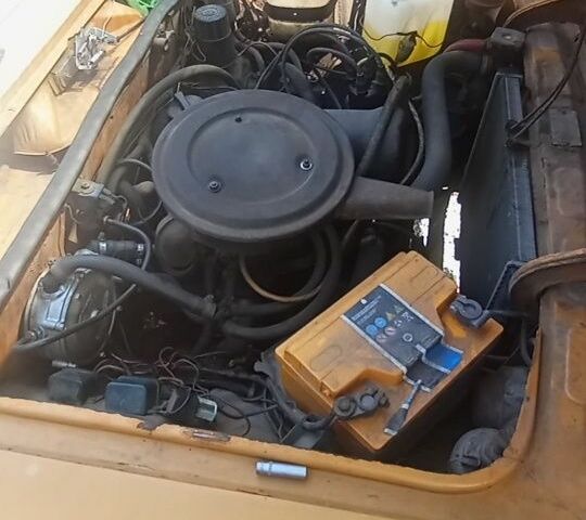 Желтый ВАЗ 2106, объемом двигателя 1.6 л и пробегом 57 тыс. км за 725 $, фото 5 на Automoto.ua