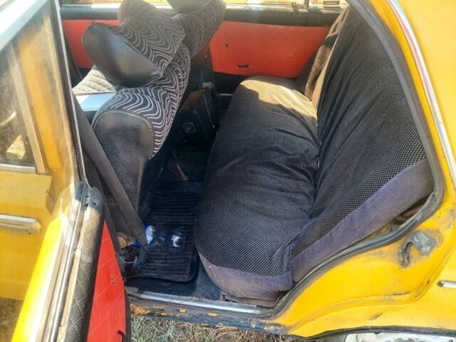 Жовтий ВАЗ 2106, об'ємом двигуна 1.5 л та пробігом 30 тис. км за 450 $, фото 4 на Automoto.ua