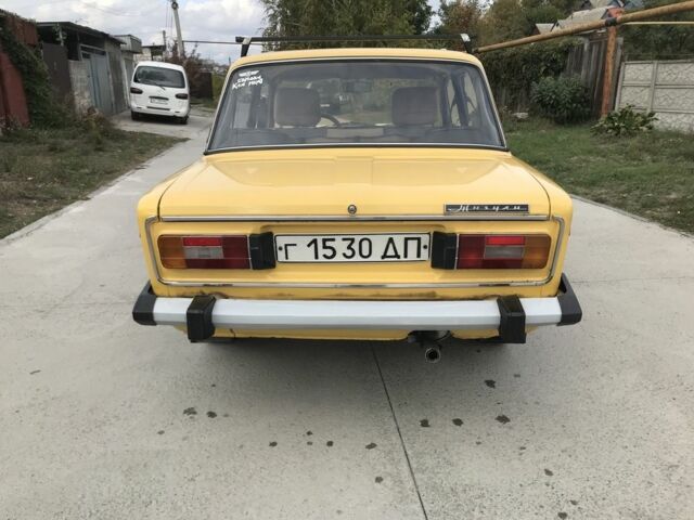 Желтый ВАЗ 2106, объемом двигателя 1.5 л и пробегом 200 тыс. км за 900 $, фото 3 на Automoto.ua