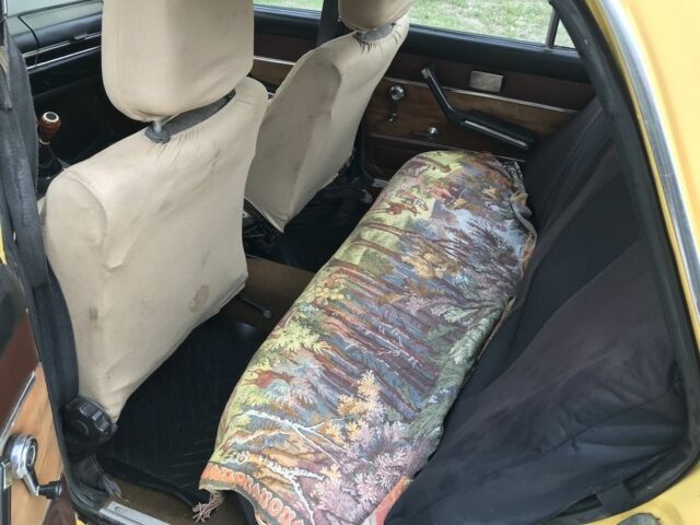 Желтый ВАЗ 2106, объемом двигателя 1.5 л и пробегом 200 тыс. км за 900 $, фото 9 на Automoto.ua