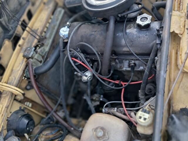 ВАЗ 2106 1982 в Жовкве на Automoto.ua Желтый ВАЗ 2106, объемом двигателя 0 л и пробегом 42 тыс. км за 450 $, фото 5 на Automoto.ua