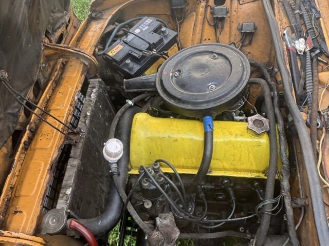 Желтый ВАЗ 2106, объемом двигателя 1.5 л и пробегом 568 тыс. км за 217 $, фото 4 на Automoto.ua