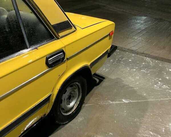 Желтый ВАЗ 2106, объемом двигателя 0 л и пробегом 800 тыс. км за 600 $, фото 3 на Automoto.ua