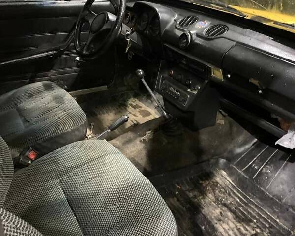 Желтый ВАЗ 2106, объемом двигателя 0 л и пробегом 800 тыс. км за 600 $, фото 8 на Automoto.ua