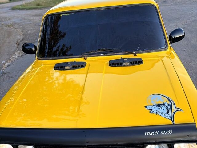 Жовтий ВАЗ 2106, об'ємом двигуна 1.5 л та пробігом 0 тис. км за 960 $, фото 4 на Automoto.ua