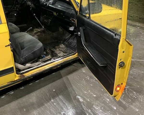 Желтый ВАЗ 2106, объемом двигателя 0 л и пробегом 800 тыс. км за 600 $, фото 7 на Automoto.ua