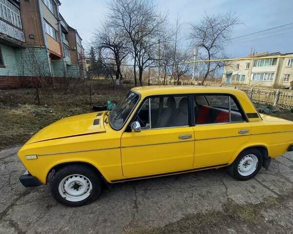 Желтый ВАЗ 2106, объемом двигателя 1.3 л и пробегом 150 тыс. км за 1800 $, фото 1 на Automoto.ua
