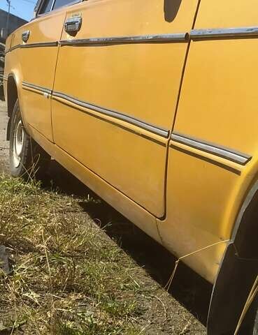 Желтый ВАЗ 2106, объемом двигателя 0 л и пробегом 800 тыс. км за 599 $, фото 5 на Automoto.ua