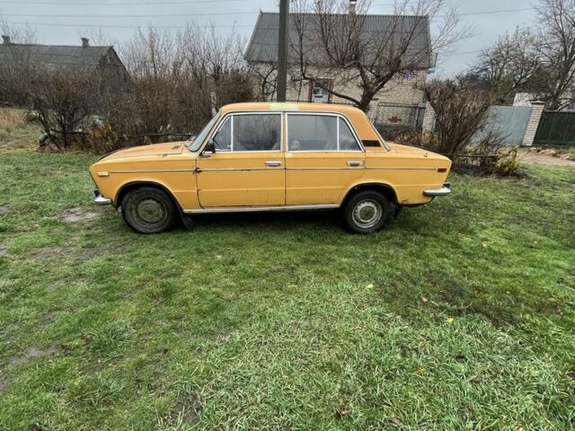 Желтый ВАЗ 2106, объемом двигателя 0 л и пробегом 222 тыс. км за 581 $, фото 3 на Automoto.ua