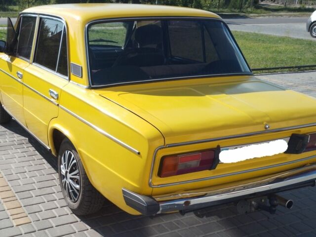 Желтый ВАЗ 2106, объемом двигателя 0 л и пробегом 300 тыс. км за 800 $, фото 1 на Automoto.ua
