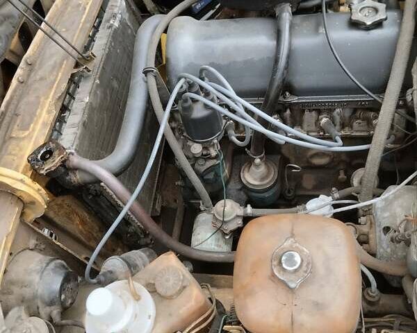 Желтый ВАЗ 2106, объемом двигателя 1.6 л и пробегом 267 тыс. км за 1000 $, фото 1 на Automoto.ua