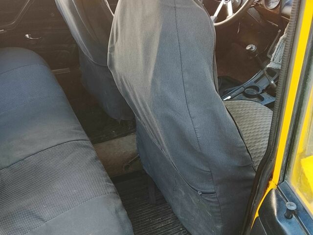 Желтый ВАЗ 2106, объемом двигателя 1.3 л и пробегом 87 тыс. км за 550 $, фото 5 на Automoto.ua