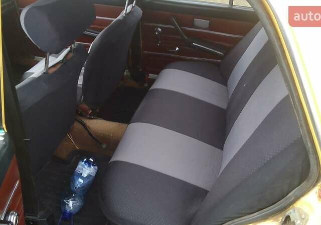 Желтый ВАЗ 2106, объемом двигателя 1.5 л и пробегом 86 тыс. км за 900 $, фото 4 на Automoto.ua