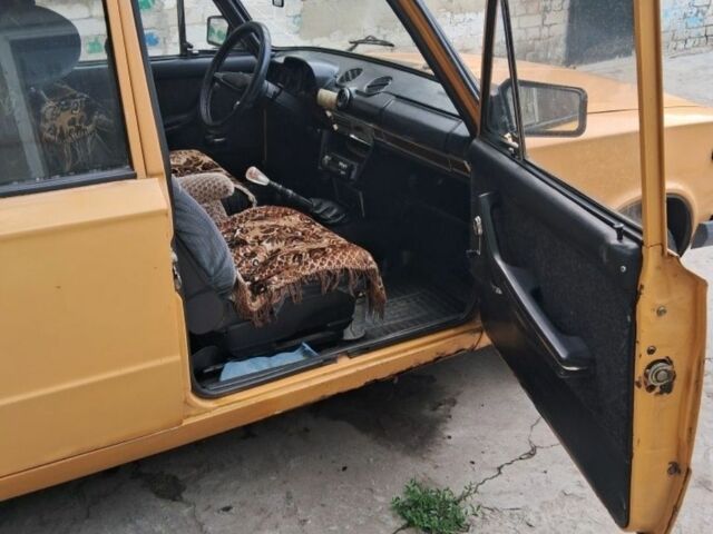 Желтый ВАЗ 2106, объемом двигателя 0 л и пробегом 20 тыс. км за 673 $, фото 13 на Automoto.ua