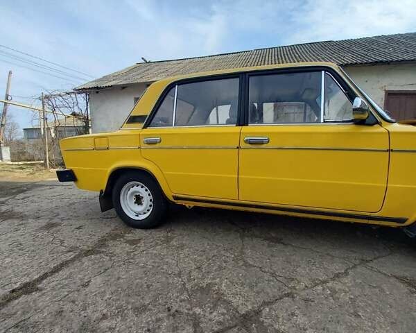 Желтый ВАЗ 2106, объемом двигателя 1.3 л и пробегом 150 тыс. км за 1800 $, фото 2 на Automoto.ua