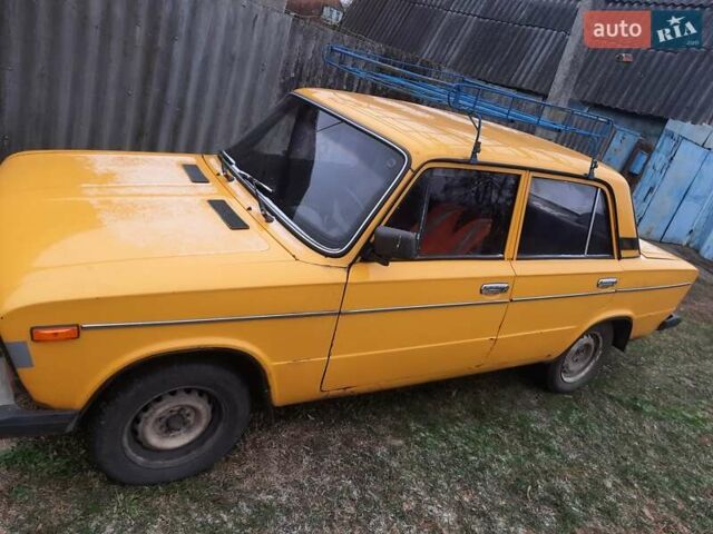 Желтый ВАЗ 2106, объемом двигателя 1.5 л и пробегом 267 тыс. км за 800 $, фото 3 на Automoto.ua