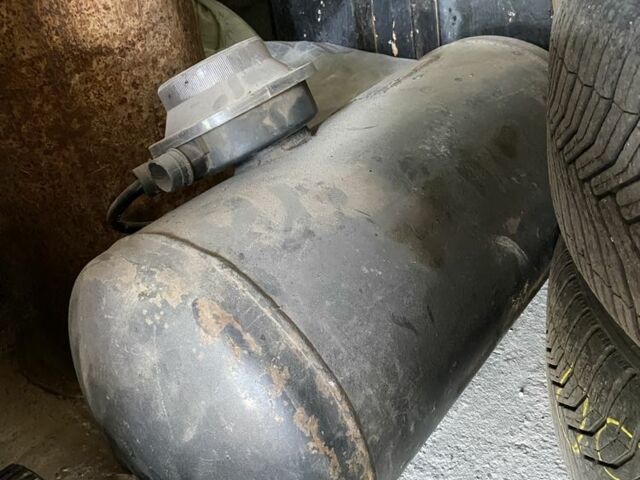 Жовтий ВАЗ 2106, об'ємом двигуна 1.3 л та пробігом 750 тис. км за 630 $, фото 5 на Automoto.ua