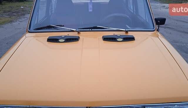 Жовтий ВАЗ 2106, об'ємом двигуна 1.3 л та пробігом 100 тис. км за 1000 $, фото 9 на Automoto.ua