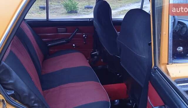 Жовтий ВАЗ 2106, об'ємом двигуна 1.3 л та пробігом 100 тис. км за 1000 $, фото 31 на Automoto.ua